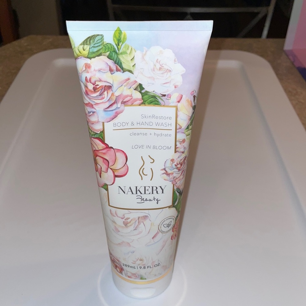 Nakery Skin & Body Wash 9.8 Ounces NWT